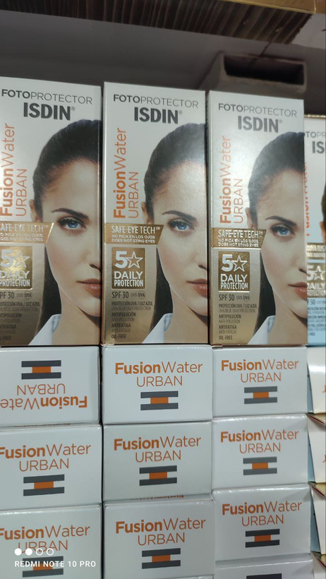 کرمضدآفتاباوربانفیوژنواترSPF30حجم50میل