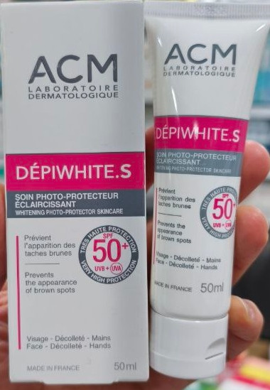 ضد آفتاب ضد لک دپی وایت اس ای سی ام SPF 50 ACM